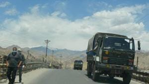 The Indian soldiers confronted the Chinese troops, who refused to remove their installations and vacate the area, triggering a violent clash that involved more than 600 rival soldiers at its peak, as reported by HT on June 22.(PTI) The Indian soldiers confronted the Chinese troops, who refused to remove their installations and vacate the area, triggering a violent clash that involved more than 600 rival soldiers at its peak, as reported by HT on June 22.(PTI)