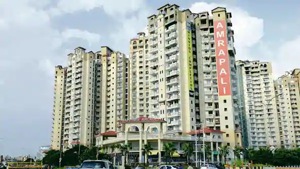 It has been almost a year since the Supreme Court on July 23, 2019 cancelled the registration of Amrapali group after establishing that the firm illegally diverted homebuyers’ money.(HT Photo) It has been almost a year since the Supreme Court on July 23, 2019 cancelled the registration of Amrapali group after establishing that the firm illegally diverted homebuyers’ money.(HT Photo)