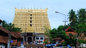Devotees came out in large numbers and distributed sweets before the sixth century temple, situated in the heart of the state capital Thiruvananthapuram.(Vivek Nair/HT Photo) Devotees came out in large numbers and distributed sweets before the sixth century temple, situated in the heart of the state capital Thiruvananthapuram.(Vivek Nair/HT Photo)