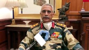 Gen Naravane visited the forward areas along India’s 198 kilometre-long international border with Pakistan to review the security scenario.(ANI File Photo) Gen Naravane visited the forward areas along India’s 198 kilometre-long international border with Pakistan to review the security scenario.(ANI File Photo)