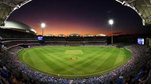 A general view of play at sunset during the Adelaide Strikers v Melbourne Renegades Big Bash League Match at Adelaide Oval.(Getty Images) A general view of play at sunset during the Adelaide Strikers v Melbourne Renegades Big Bash League Match at Adelaide Oval.(Getty Images)
