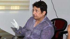 Actor Shekhar Suman meets RJD leader Tejashwi Yadav at his residence, in Patna.(ANI) Actor Shekhar Suman meets RJD leader Tejashwi Yadav at his residence, in Patna.(ANI)