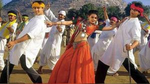 Shah Rukh Khan and Salman Khan danced with Mamta Kulkarni in Bhangra Paa Le. Shah Rukh Khan and Salman Khan danced with Mamta Kulkarni in Bhangra Paa Le.