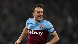 FILE PHOTO: Soccer Football - Premier League - West Ham United v AFC Bournemouth - London Stadium, London, Britain - January 1, 2020 West Ham United's Mark Noble celebrates scoring their first goal Action Images via Reuters/Tony O'Brien(Action Images via Reuters) FILE PHOTO: Soccer Football - Premier League - West Ham United v AFC Bournemouth - London Stadium, London, Britain - January 1, 2020 West Ham United's Mark Noble celebrates scoring their first goal Action Images via Reuters/Tony O'Brien(Action Images via Reuters)