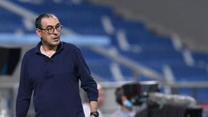 Soccer Football - Serie A - U.S. Sassuolo v Juventus - Mapei Stadium - Citta del Tricolore, Reggio Emilia, Italy - July 15, 2020 Juventus coach Maurizio Sarri, as play resumes behind closed doors following the outbreak of the coronavirus disease (COVID-19) REUTERS/Jennifer Lorenzini(REUTERS) Soccer Football - Serie A - U.S. Sassuolo v Juventus - Mapei Stadium - Citta del Tricolore, Reggio Emilia, Italy - July 15, 2020 Juventus coach Maurizio Sarri, as play resumes behind closed doors following the outbreak of the coronavirus disease (COVID-19) REUTERS/Jennifer Lorenzini(REUTERS)