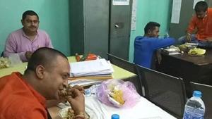BJP leaders who were protesting death of colleague were taken to police custody where they say police had brought them mutton curry and rice for lunch.(Facebook) BJP leaders who were protesting death of colleague were taken to police custody where they say police had brought them mutton curry and rice for lunch.(Facebook)