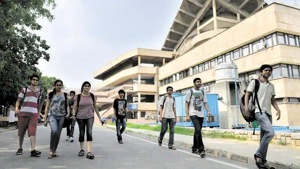 The future system of university education will have to blend learning through offline and online modes(HT Photo) The future system of university education will have to blend learning through offline and online modes(HT Photo)