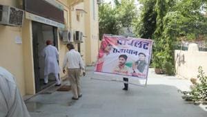 Banners of Congress leader Sachin Pilot are pulled down at State Congress Office after he was dropped from the Rajasthan’s cabinet of ministers, in Jaipur, Rajasthan on Tuesday, July 14, 2020. (Photo by Himanshu Vyas/ Hindustan Times) Banners of Congress leader Sachin Pilot are pulled down at State Congress Office after he was dropped from the Rajasthan’s cabinet of ministers, in Jaipur, Rajasthan on Tuesday, July 14, 2020. (Photo by Himanshu Vyas/ Hindustan Times)