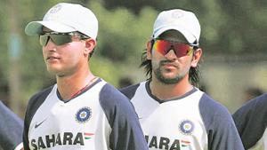 File image of Sourav Ganguly and MS Dhoni.(AFP) File image of Sourav Ganguly and MS Dhoni.(AFP)