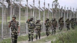 Pakistan violated ceasefire on Sunday.(PTI File Photo) Pakistan violated ceasefire on Sunday.(PTI File Photo)