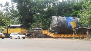 A massive truck that left Nasik last year finally reached its destination in Kerala on Saturday. Moving a distance of 5 kms a day, it took 10 months to cover 1,700 kms, but got VIP status throughout.(HT Photo) A massive truck that left Nasik last year finally reached its destination in Kerala on Saturday. Moving a distance of 5 kms a day, it took 10 months to cover 1,700 kms, but got VIP status throughout.(HT Photo)