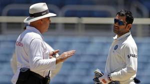 MS Dhoni having a chat with umpire Daryl Harper(AP) MS Dhoni having a chat with umpire Daryl Harper(AP)