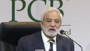 PCB chairman Ehsan Mani in Lahore, Pakistan.(AP) PCB chairman Ehsan Mani in Lahore, Pakistan.(AP)