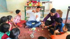 School teacher Ashish Negi who believes in innovative teaching methods for children.(HT Photo) School teacher Ashish Negi who believes in innovative teaching methods for children.(HT Photo)
