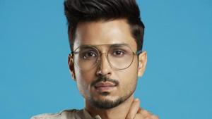 Amol Parashar will be seen next in the Bollywood film Dolly Kitty Aur Woh Chamakte Sitare. Amol Parashar will be seen next in the Bollywood film Dolly Kitty Aur Woh Chamakte Sitare.