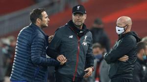 Liverpool manager Juergen Klopp shakes hands with Chelsea manager Frank Lampard after the match.(Pool via REUTERS) Liverpool manager Juergen Klopp shakes hands with Chelsea manager Frank Lampard after the match.(Pool via REUTERS)