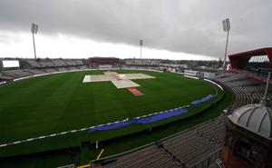 The Old Trafford cricket stadium wore a gloomy look the entire day.(Getty Images) The Old Trafford cricket stadium wore a gloomy look the entire day.(Getty Images)