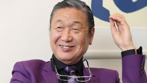 Japanese fashion designer Kansai Yamamoto attends an interview in Tokyo, Japan May 26, 2017, in this photo taken by Kyodo.(Kyodo/via REUTERS) Japanese fashion designer Kansai Yamamoto attends an interview in Tokyo, Japan May 26, 2017, in this photo taken by Kyodo.(Kyodo/via REUTERS)