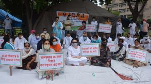 Congress party leaders and workers protest against the BJP government at Panchkula.(Sant Arora/HT) Congress party leaders and workers protest against the BJP government at Panchkula.(Sant Arora/HT)