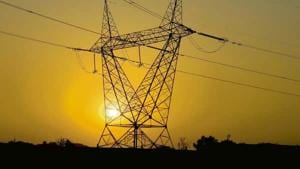 The Union power ministry has highlighted to the 15th Finance Commission the need for a recalibration of borrowing limits for states under the Fiscal Responsibility and Budget Management Act. The Union power ministry has highlighted to the 15th Finance Commission the need for a recalibration of borrowing limits for states under the Fiscal Responsibility and Budget Management Act.