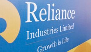 Revenue from operations fell to 912.38 billion rupees, from 1.62 trillion rupees.(REUTERS) Revenue from operations fell to 912.38 billion rupees, from 1.62 trillion rupees.(REUTERS)