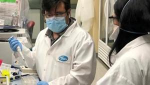 File photo of scientists and researchers working on a potential vaccine for the Covid-19 at Pfizer's laboratory in Pearl River, New York, U.S.(VIA REUTERS) File photo of scientists and researchers working on a potential vaccine for the Covid-19 at Pfizer's laboratory in Pearl River, New York, U.S.(VIA REUTERS)