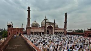 Muslim devotees offer prayers on the occasion of Eid al-Adha or the ‘Feast of the Sacrifice’ at Jama Masjid in Old Delhi on Saturday, August 01, 2020.(Ajay Aggarwal/Hindustan Times) Muslim devotees offer prayers on the occasion of Eid al-Adha or the ‘Feast of the Sacrifice’ at Jama Masjid in Old Delhi on Saturday, August 01, 2020.(Ajay Aggarwal/Hindustan Times)