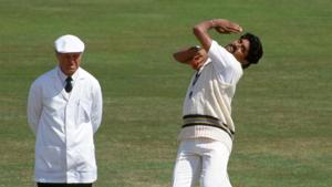 Former Indian captain Kapil Dev in his delivery stride.(Getty Images) Former Indian captain Kapil Dev in his delivery stride.(Getty Images)