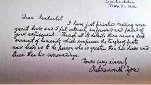 Shashi Tharoor tweeted this message written by Rabindranath Tagore to Pandit Nehru.(Twitter/@ShashiTharoor) Shashi Tharoor tweeted this message written by Rabindranath Tagore to Pandit Nehru.(Twitter/@ShashiTharoor)