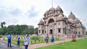 A Math official said the decision was taken after consultations with the district administration following the rise in Covid-19 cases in West Bengal.(PTI) A Math official said the decision was taken after consultations with the district administration following the rise in Covid-19 cases in West Bengal.(PTI)