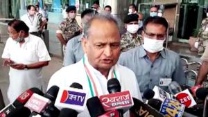 Rajasthan Chief Minister Ashok Gehlot speaks to media as he arrives at Jaipur Airport, in Jaipur on Friday, July 31, 2020.(ANI) Rajasthan Chief Minister Ashok Gehlot speaks to media as he arrives at Jaipur Airport, in Jaipur on Friday, July 31, 2020.(ANI)