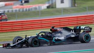 Mercedes' British driver Lewis Hamilton punctures near the finish of the Formula One British Grand Prix at the Silverstone motor racing circuit in Silverstone, central England on August 2, 2020. - Lewis Hamilton wins record seventh British Grand Prix . (Photo by ANDREW BOYERS / POOL / AFP)(AFP) Mercedes' British driver Lewis Hamilton punctures near the finish of the Formula One British Grand Prix at the Silverstone motor racing circuit in Silverstone, central England on August 2, 2020. - Lewis Hamilton wins record seventh British Grand Prix . (Photo by ANDREW BOYERS / POOL / AFP)(AFP)
