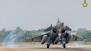 The first five Rafale combat aircraft from France arrived at the Air Force Station, in Ambala, on July 29, 2020.(PTI) The first five Rafale combat aircraft from France arrived at the Air Force Station, in Ambala, on July 29, 2020.(PTI)