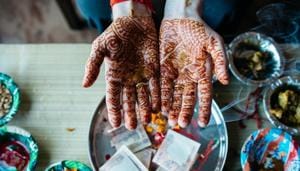 Mehndi symbolises an auspicious occasion and is worn for most of the festivals in the country.(Unsplash) Mehndi symbolises an auspicious occasion and is worn for most of the festivals in the country.(Unsplash)