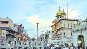 The Red Fort-Fatehpuri stretch is likely to be thrown open to the public by November this year, officials said. Delhi chief minister Arvind Kejriwal had recently inspected the project.(HT File Photo) The Red Fort-Fatehpuri stretch is likely to be thrown open to the public by November this year, officials said. Delhi chief minister Arvind Kejriwal had recently inspected the project.(HT File Photo)