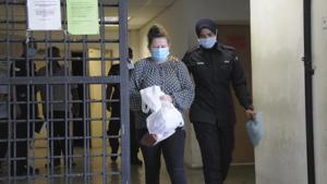 British woman Samantha Jones, left, leaves Alor Setar's courthouse, Kedah state, Malaysia.(AP) British woman Samantha Jones, left, leaves Alor Setar's courthouse, Kedah state, Malaysia.(AP)