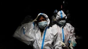 Similar incidents were reported from quarantine centres in Kashipur, Nanakmatta, Pantnagar and Khatima areas of US Nagar.(REUTERS) Similar incidents were reported from quarantine centres in Kashipur, Nanakmatta, Pantnagar and Khatima areas of US Nagar.(REUTERS)