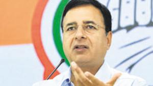 Congress leader Randeep Singh Surjewala addresses a press conference.(Sushil Kumar/HT PHOTO) Congress leader Randeep Singh Surjewala addresses a press conference.(Sushil Kumar/HT PHOTO)