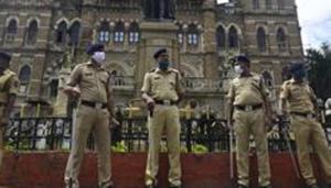 The police have recorded the statements of Salian’s fiancé Rohan Roy; father Satish; mother Vasanthi; security guards; and four friends, including three males and a female, to date.(Anshuman Poyrekar/HT Photo) The police have recorded the statements of Salian’s fiancé Rohan Roy; father Satish; mother Vasanthi; security guards; and four friends, including three males and a female, to date.(Anshuman Poyrekar/HT Photo)