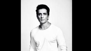 Sonu Sood’s reply to the Twitter user has left people impressed.(Twitter/@SonuSood) Sonu Sood’s reply to the Twitter user has left people impressed.(Twitter/@SonuSood)