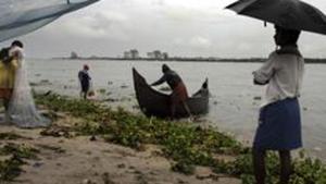 The Met office said a low pressure was brewing in the Bay of Bengal and it is expected to gain speed by Saturday triggering heavy rains till Sunday.(AP) The Met office said a low pressure was brewing in the Bay of Bengal and it is expected to gain speed by Saturday triggering heavy rains till Sunday.(AP)