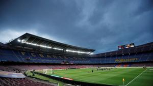 Soccer Football - La Liga Santander - FC Barcelona v Osasuna - Camp Nou, Barcelona, Spain - July 16, 2020 General view inside the stadium before the match, as play resumes behind closed doors following the outbreak of the coronavirus disease (COVID-19) REUTERS/Albert Gea(REUTERS) Soccer Football - La Liga Santander - FC Barcelona v Osasuna - Camp Nou, Barcelona, Spain - July 16, 2020 General view inside the stadium before the match, as play resumes behind closed doors following the outbreak of the coronavirus disease (COVID-19) REUTERS/Albert Gea(REUTERS)