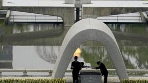 Kazumi Matsui, right, mayor of Hiroshima, and the family of the deceased bow before they place the victims list of the Atomic Bomb at Hiroshima Memorial Cenotaph during the ceremony to mark the 75th anniversary of the bombing, Hiroshima Peace Memorial Park, August 6, 2020(AP) Kazumi Matsui, right, mayor of Hiroshima, and the family of the deceased bow before they place the victims list of the Atomic Bomb at Hiroshima Memorial Cenotaph during the ceremony to mark the 75th anniversary of the bombing, Hiroshima Peace Memorial Park, August 6, 2020(AP)