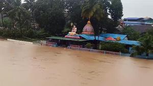 A temple submerged in water due to the overflowing of the Hemavathi river in Hassan district on Friday.(ANI PHOTO.) A temple submerged in water due to the overflowing of the Hemavathi river in Hassan district on Friday.(ANI PHOTO.)