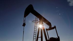 Petroleum Division spokesperson Sajid Qazi said the agreement expired in May and efforts are being made by the Finance Division to renew the facility.(REUTERS) Petroleum Division spokesperson Sajid Qazi said the agreement expired in May and efforts are being made by the Finance Division to renew the facility.(REUTERS)