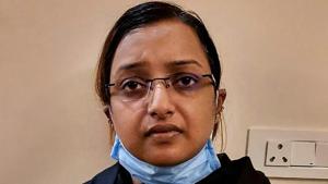 Kerala gold smuggling case accused Swapna Suresh after she was arrested by the National Investigation Agency in Bengaluru, Karnataka.(PTI) Kerala gold smuggling case accused Swapna Suresh after she was arrested by the National Investigation Agency in Bengaluru, Karnataka.(PTI)