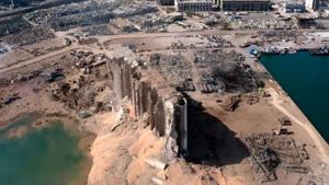 A still image taken from a drone footage shows the damage two days after an explosion in Beirut's port area, Lebanon August 6, 2020.(Reuters photo) A still image taken from a drone footage shows the damage two days after an explosion in Beirut's port area, Lebanon August 6, 2020.(Reuters photo)