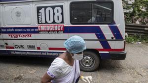 The couple claimed that the ambulance driver took a break soon after starting from Baripada.(Representative Photo/AP) The couple claimed that the ambulance driver took a break soon after starting from Baripada.(Representative Photo/AP)