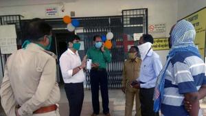 DSP Bharat Prasad reached Ghatsila for inquiry on Tuesday.(HT Photos) DSP Bharat Prasad reached Ghatsila for inquiry on Tuesday.(HT Photos)