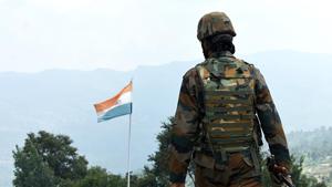 Jammu and Kashmir: Army soldier patrols near Line of Control (LOC) at Poonch.(ANI) Jammu and Kashmir: Army soldier patrols near Line of Control (LOC) at Poonch.(ANI)